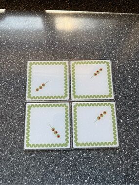 Olive plastic coasters